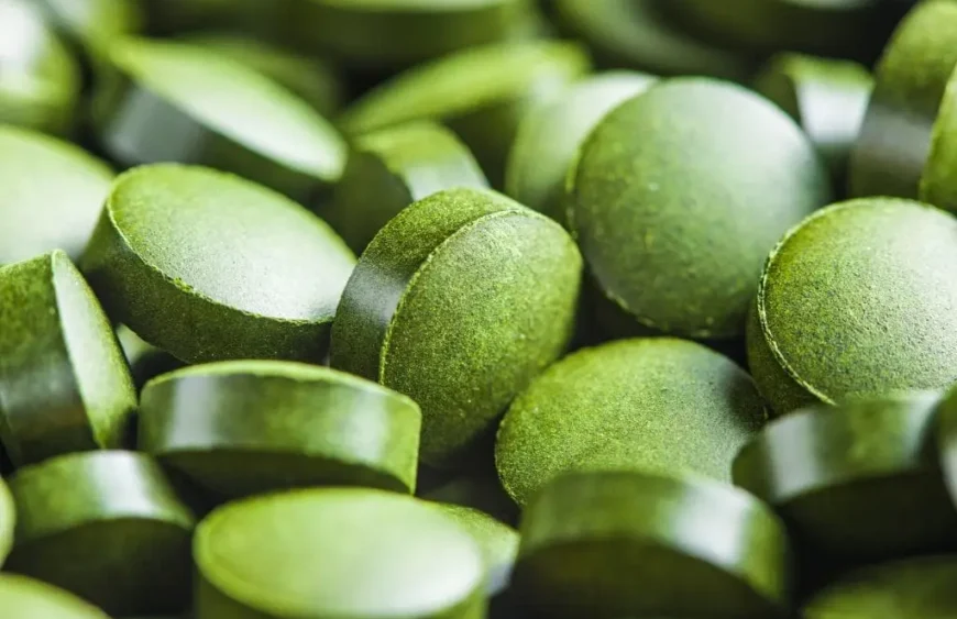 Chlorella und Spirulina