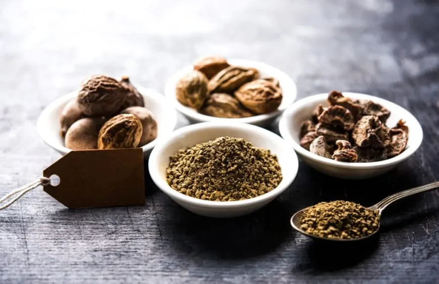 Triphala: Das uralte Superfood für eine ganzheitliche Gesundheit